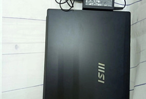 Ноутбук MSI  Modern 15 B12М