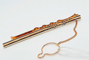 Золотой зажим для галстука Золотой зажим для галстука