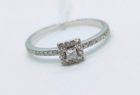 Золотое Кольцо  с бриллиантами р-р 17