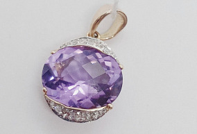 Золотая подвеска с Аметистом и фианитами 