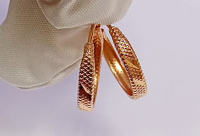  Золотые серьги