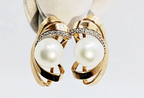 Золотоые серьги с жемчугом Золотоые серьги с жемчугом
