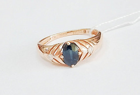 Золотое кольцо с бриллиантами