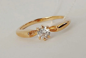 Золотое кольцо с фианитом  р-р 16,5