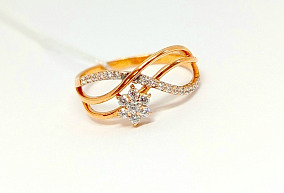Золотое кольцо с фианитами 17 р-р