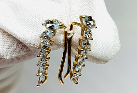 Золотые серьги с фианитами