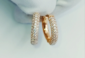 Золотые серьги с фианитами