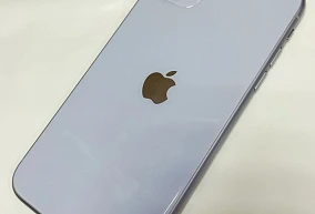 Сотовый телефон  Apple iPhone 11  64 ГБ 