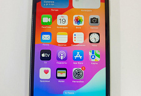  Apple iPhone 11  64 ГБ 