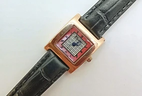 Золотые часы "Ника"