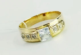 Золотое кольцо с фианитами 19,5 р-р