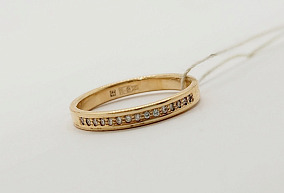 Золотое кольцо с бриллиантами  15,5 р-р