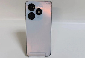 Сотовый телефон , Tecno Spark 20C 4 ГБ 128 ГБ потертости, царапины по корпусу и на экране, отслоение