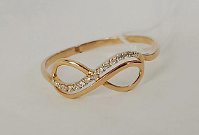 Золотое кольцо с фианитами  р-р 18,5