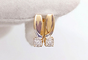 Золотые серьги с бриллиантами 