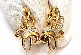 Золотые серьги с фианитами