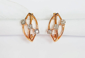 Золотые серьги с бриллиантами