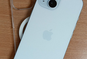  Apple iPhone 15  128 ГБ 