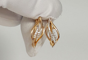 Золотые серьги с фианитами