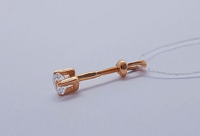 Золотая серьга с фианитом