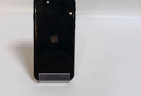 Сотовый телефон , Apple iPhone SE (2020)  64 ГБ Вмятины на корпусе, сбита краска, потерт царап АКБ з