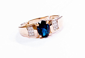 Золотое кольцо с бриллиантами